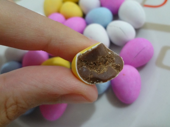 ovinhos de chocolate mini eggs lacta